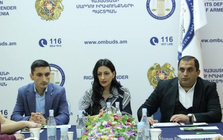 Փորձագիտական խորհրդում քննարկվել են ԶՈւ-ում մահվան և ինքնավնասման դեպքերի, զորակոչերի ընթացքում արձանագրվող խնդիրների, նաև զինված ուժերում կանանց իրավունքների հետ կապված հարցեր