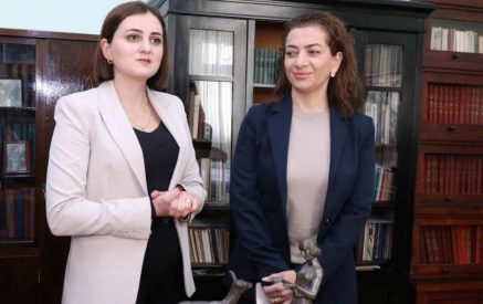 «Հանդիպման լավագույն վայրը` թանգարան». Ավետիք Իսահակյանի տուն-թանգարանում Աննա Հակոբյանը ներկա է գտնվել կրթական ծրագրի