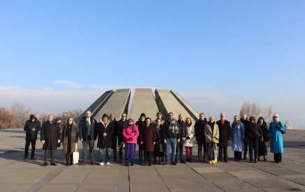 «Ընդդեմ ցեղասպանության հանցագործության» 5-րդ գլոբալ ֆորումի մասնակիցներն այցելեցին Հայոց ցեղասպանության հուշահամալիր
