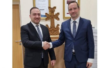 Դավիթ Կարապետյանը և Տրիստան Ազբեյը անդրադարձել են ՀՀ-ում և Հունգարիայում ռեզիդենտ դեսպանություններ բացելու որոշմանը