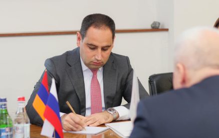 Առկա է համագործակցության լայն օրակարգ՝ հատկապես էներգետիկայի, տրանսպորտի և այլ ոլորտներում. Խուդաթյանը՝ դեսպան Կոպիրկինին