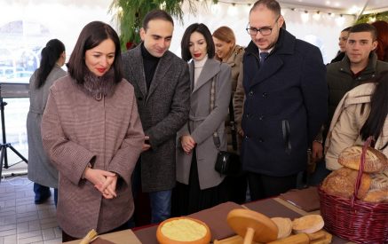 «Կարևորում ոչ միայն ուտեստների հավաքագրումը, այլև  դրանք մեր կյանքի մաս դարձնելը». բացվել է Ամանորի ուտեստների «Տարեհաց» տոնավաճառը