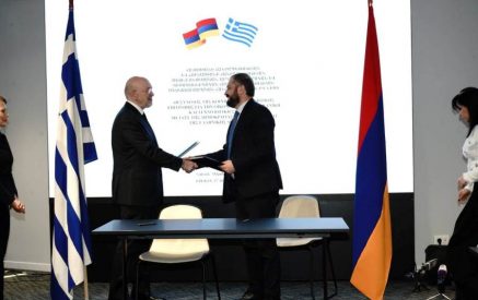 «Կցանկանայինք, որ հունական կապիտալի ներկայացվածությունն ավելի ընդլայնվեր ՀՀ-ում». ստորագրվել է միջկառավարական հանձնաժողովի նիստի արձանագրությունը. Գևորգ Պապոյան