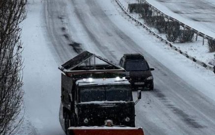 Արագածոտնի, Գեղարքունիքի և Սյունիքի մարզերի ավտոճանապարհներին տեղ-տեղ առկա է մերկասառույց