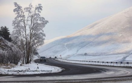 Աղվանի-Տաթև-Գորիս ճանապարհին տեղ-տեղ առկա է մերկասառույց, Ստեփանծմինդա-Լարսը բաց է