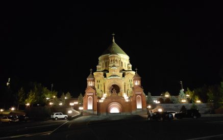 Աբովյան քաղաքի Սուրբ Հովհաննես եկեղեցու հարևանությամբ մի խումբ երիտասարդների վիճաբանությունն ավարտվել է դանակահարություններով. shamshyan.com