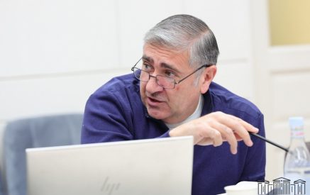 «Թող ժողովրդին չփորձեն մոլորեցնել, որ վաղը չէ մյուս օրը Հայաստանը դառնալու է Եվրամիության անդամ»․ Արթուր Խաչատրյան
