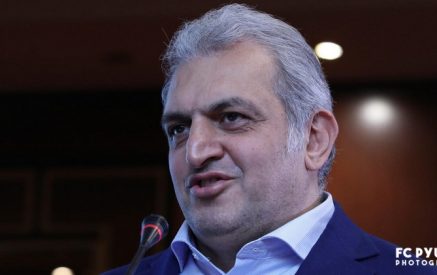 Դատարանը զրպարտչական է ճանաչել Արթուր Սողոմոնյանի՝ ՀՖՖ ղեկավարության մասին արված արտահայտությունները: