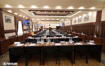 Նրանց համար խնդիրը երբեք էլ չի եղել տրանսպորտի որակի բարձրացումը. նրանց մի մասը ժամանակին եղել է գազելների գծատերերի կլանային խմբի թիմակից, ՔՊ խմբակցության հայտարարությունը