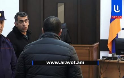 Քանի՞ ժամ հետո «դոզադ» թողեց. զինվորների կացարանի հրդեհի գործով դասակի հրամանատարը հերքեց իր ասածները, թե բենզին չի եղել