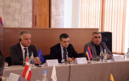 Վասիլիս Մարագոսն անդրադարձել է Վայոց ձորում իրականացվող ծրագրերին, պատրաստակամություն է հայտնել դրանց շարունակականության և ընդլայնման ուղղությամբ