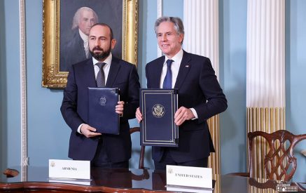 Կողմերն աշխատելու են կանոնադրության մեջ ամրագրված նպատակների կյանքի կոչման, կանոնադրության մեջ հիշատակվող ոլորտային ուղղություններով համագործակցության հարցերի քննարկման, համակարգման նպատակով. ԱԳՆ