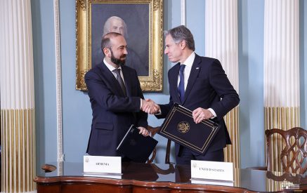 Մոսկվան գնալով բացահայտորեն բռնում է Բաքվի կողմը [հայ-ադրբեջանական] խաղաղ գործընթացում