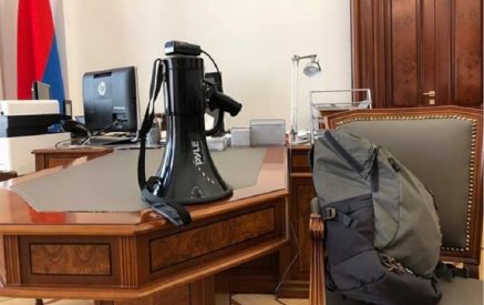 Առկա մարտահրավերների ֆոնին այս մարդկանց բացառապես մի բան է հետաքրքրում՝ առաջիկա ընտրություններն ու իրենց վերարտադրման հնարավորությունները․ «Փաստ»