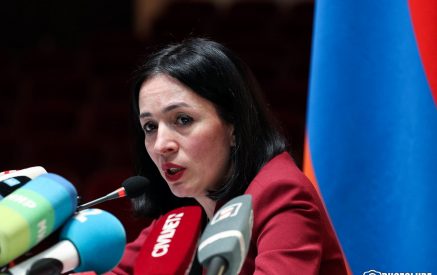 Դպրոցներում վաղը դասերը հետաձգվում են՝ կիսամյակի ընթացքում լրացնելու պայմանով․ ԿԳՄՍ նախարար
