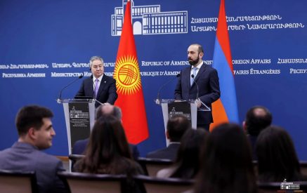Հայաստան-Ղրղզստան հարաբերությունների խորացմանը կծառայի նաև ստորագրված համագործակցության ծրագիրը. Արարատ Միրզոյան