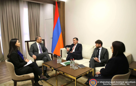 Արմեն Գրիգորյանը և Բրիս Ռոքֆոն քննարկել են Հայաստան-Ֆրանսիա երկկողմ փոխադարձ հետաքրքրություն ներկայացնող հարցերի լայն շրջանակ