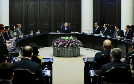 «Մենք մեր տղաների 60 տոկոսին կյանքի մեկնարկում դնում ենք ոչ լեգիտիմ իրավիճակի մեջ ու դեգրադացնում նրանց ամբողջ հետագա կյանքը». Փաշինյան