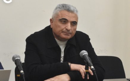 Գեներալ-լեյտենանտ Անդրանիկ Մակարյան. «Նման հարցեր ինձ մի տվեք, ինձ զինվորական հարցեր տվեք, տվեք այնպիսի հարցեր, որին զինվորականը կարող է պատասխանել»
