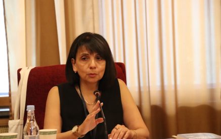 «Ռոսլինի» ընթերցողները տեղեկություններ են ստանում տաղանդավոր ու շնորհալի նկարիչների մասին. Աննա Ասատրյան