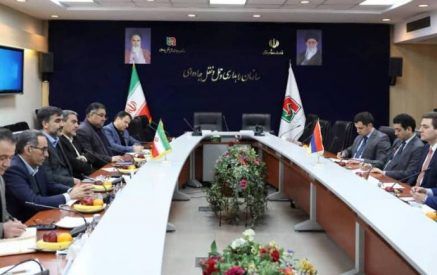 Քննարկվել են ՀՀ-ում և Իրանում բեռնատարներից գանձվող ճանապարհային հարկերը փոխադարձ նվազեցնելու կամ չեղարկելու հարցերը