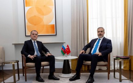Ադրբեջանի արտգործնախարարը թուրք գործընկերոջը տեղեկացրել է ադրբեջանա-հայկական խաղաղ գործընթացի ներկա վիճակի մասին