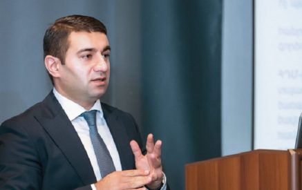 Իշխանությունը պետք է սոցիալական բեռը սպասարկի այնքան ժամանակ, մինչև որ մարդկանց կարողանա ապահովել արժանապատիվ աշխատանքով․ «Փաստ»