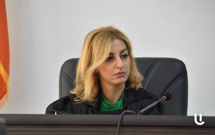 Դատավորը Վարդան Ղուկասյանի եւ մյուսների գործով դատախազի միջնորդությունը համարեց ոչ հիմնավոր, իսկ բացակայությունը՝ անհարգելի