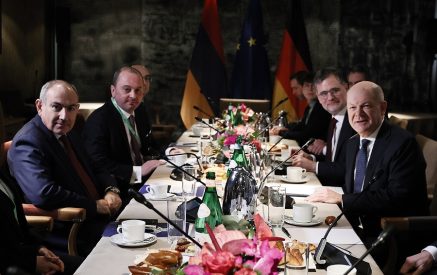 Կանցլեր Շոլցը նշել է, որ Գերմանիան պատրաստ է շարունակել աջակցել Հայաստանի ժողովրդավարական բարեփոխումների օրակարգին