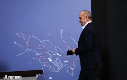 «Արցախը երբեք բանակցային գործընթացից դուրս չի մնացել, սա կեղծ թեզ է»․ Ռոբերտ Քոչարյան
