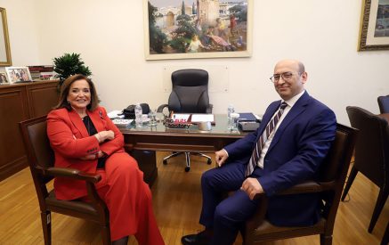 Հունաստանում ՀՀ դեսպանը Դորա Բակոյանիին ներկայացրել է Հայաստան-Ադրբեջան բանակցային գործընթացը