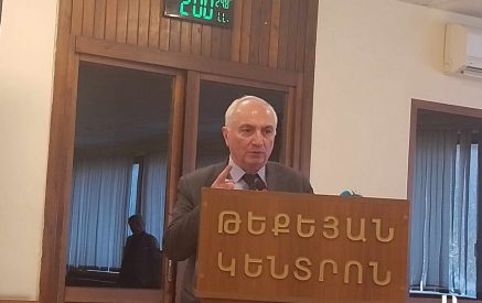«Հայ ժողովուրդը չի համակերպվելու, անպայման պետք է ապահովվի արցախցիների վերադարձը դեպի Արցախ»․ Արամ Սարգսյան