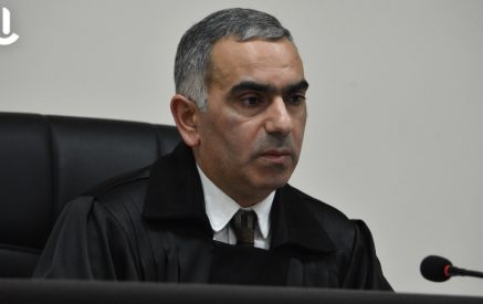 «Վայ, մամա′ ջան, հարգելի′ մեղադրող, չեմ պատասխանելու․ ուզում ես մինչև իրիկուն հարց տուր»․ Արմեն Աշոտյանի գործով վկա