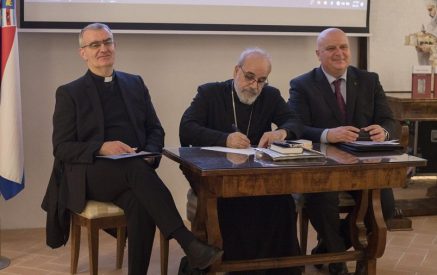 Գրիգոր Նարեկացիի «Խրատ»-ի խրուաթերէն թարգմանութեան ներկայացումը Խրուաթիոյ երեք քաղաքներուն մէջ