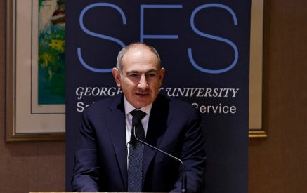 Ըհը, տեսնո՞ւմ եք, թերի բարձրագույնով կարելի է դասախոսություն կարդալ: Էն էլ Ջորջթաունում. «ՉԻ»