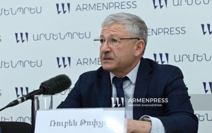 Արդյունաբերությունը ավելի արագ է զարգանում, քան բուհերը կարողանում են փոփոխություն ապրել. Ռուբեն Թոփչյան