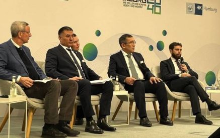 Վահան Կոստանյանը նշել է, որ «Խաղաղության խաչմերուկ» նախագիծը նպատակ ունի կապ ստեղծել Արևելքի ու Արևմուտքի, Հյուսիսի ու Հարավի միջև՝ հասնելու համապարփակ ու կայուն խաղաղության