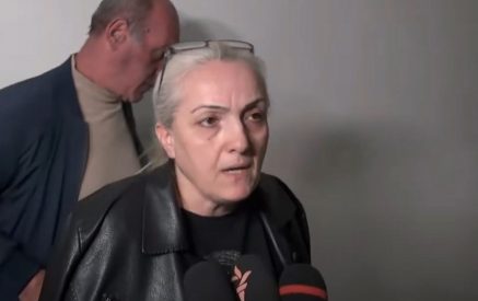 «7 ժամ չէիք կարող ջուր ծեծել»․ անհայտ կորած զինծառայողների ծնողները դժգոհ են փակ քննարկումից, Անդրանիկ Քոչարյանը՝ գոհ