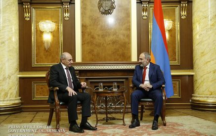 «Բակո Սահակյանն ու Նիկոլ Փաշինյանը 44-օրյա պատերազմի ժամանակ բունկերում շփում չեն ունեցել»․ Տիգրան Աբրահամյան