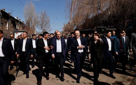 Սա ընտրական արդար մրցակցության սկզբունքի ևս մեկ կոպտագույն ու խայտառակ ոտնահարում է, վարչական ռեսուրսի ճչացող չարաշահում. «Փաստ»