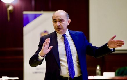 Պատգամավորներին կոչ եմ անում դեմ քվեարկել այս խայտառակ, տնտեսության նոր ոլորտի զարգացումը խոչընդոտող օրենքի նախագծին. Մարուքյան