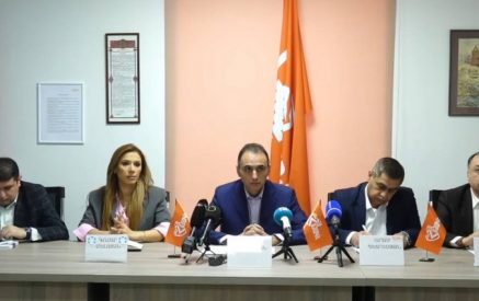 «ՔՊ-ական այս պատգամավորները փաստացի չարաշահել են իրենց պաշտոնական լիազորությունները և անուղղակի ճնշում գործադրել ընտրողների նկատմամբ»․ Ավետիք Չալաբյան