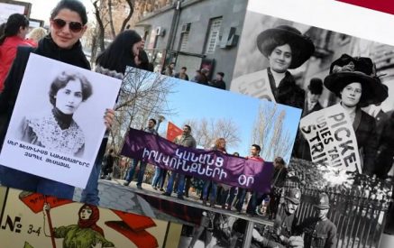 Փոքրիկ ֆիլմ այն մասին, թե ինչպես մարտի 8-ը դարձավ տոն և հասավ Հայաստան