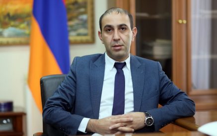Նարեկ Մանուկյանն ազատվել է տարածքային կառավարման և ենթակառուցվածքների նախարարի տեղակալի պաշտոնից