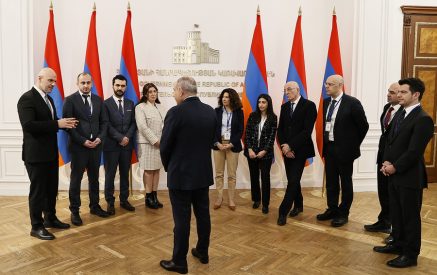 Թուրք լրագրողների տրամաբանական հաջորդականությամբ հնչող հարցերին տրվեցին լղոզված ու հայկական շահեր չսպասարկող ու վախվորած պատասխաններ