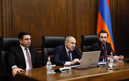Նիկոլ Փաշինյանը ՔՊ խմբակցության հետ քննարկել է Ադրբեջանի հետ ընթացող խաղաղության գործընթացը