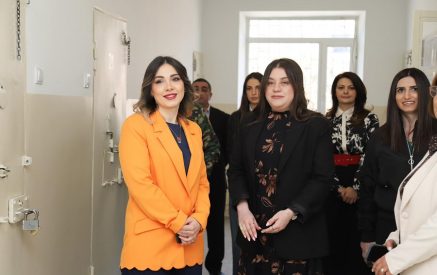 Սրբուհի Գալյանն այցելել է «Աբովյան» ՔԿՀ