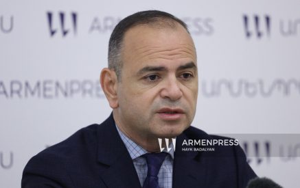 Միջին Արեւելքի հայկական համայնքները վտանգված են, խնդիրներ կան Երուսաղեմի Հայոց պատրիարքարանի հետ կապված. Զարեհ Սինանյան