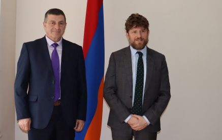 Վայոց ձորի մարզպետի հետ հանդիպմանը դեսպան Դըկոտինյին ընդգծել է համագործակցությունն ընդլայնելու ֆրանսիական կողմի պատրաստակամությունը