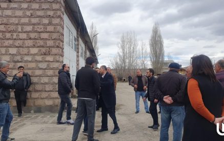 Ձերբակալում են Մարտուն Գրիգորյանի հորն ու թեկնածու որդուն